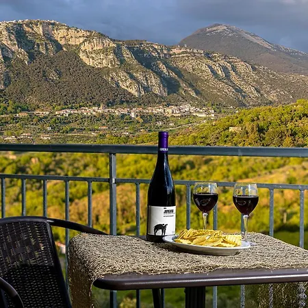 ベッド・アンド・ブレックファスト Il Tempone Giungano